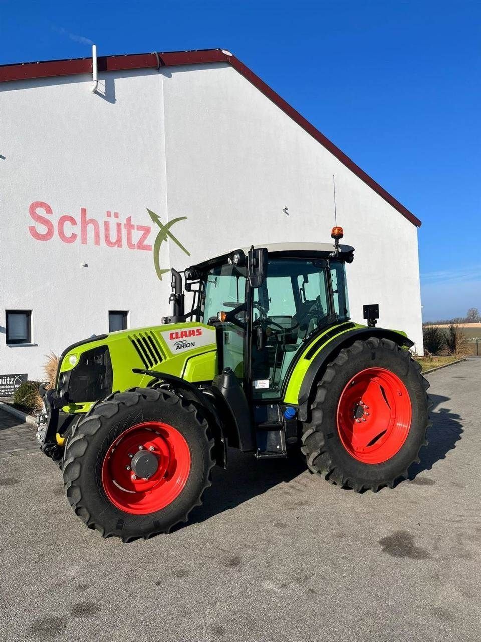 Claas Arion 420 Tractor 60.500 EUR