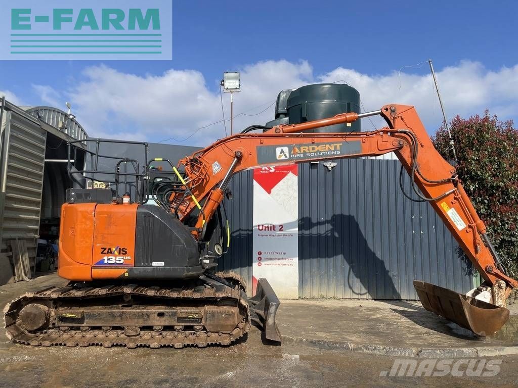 Hitachi zx 135 us bl-6 15t excavator Excavadora de orugas 75.206 €