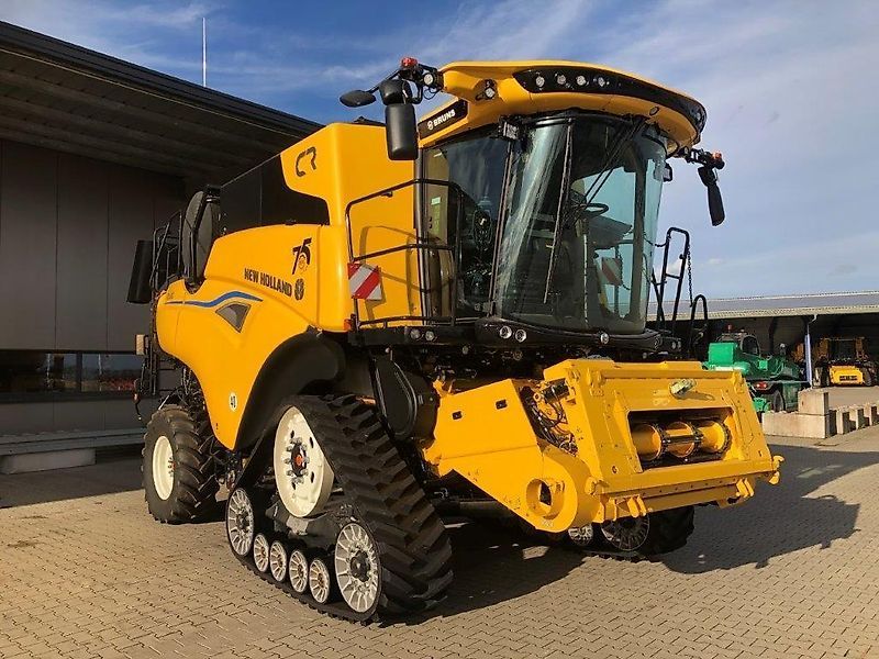 E-FARM: New Holland CR 9.90 Raupe - Moissoneuse-batteuse - id RSRQE12 - Lecture du nombre d'heure: 13 - Allemagne
