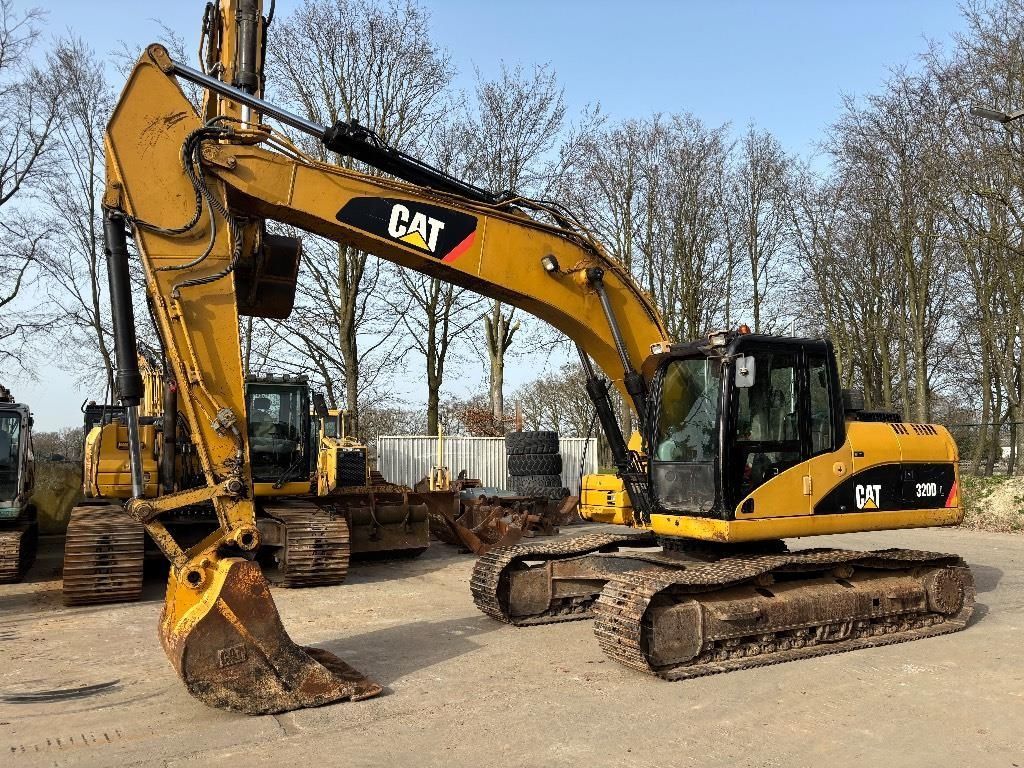 Caterpillar 320 d l Excavadora de orugas 43.000 €