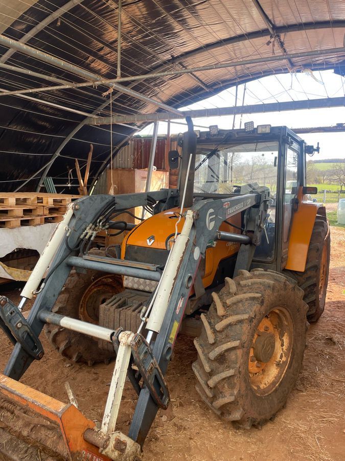 E-FARM: Renault ceres 75 x - Tracteur - id 8GYYDDQ - Année: 1994 - Lecture du nombre d'heure: 12 900,Puissance du moteur (chevaux): 75,France