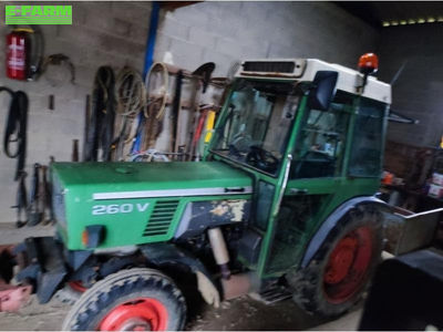 E-FARM: Fendt Farmer 260 - Tractor - id QATY5YQ - €15,000 - Year of construction: 1992 - Engine hours: 13,678,Engine power (HP): 59,France