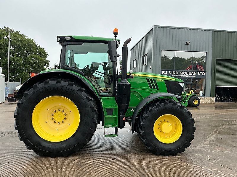 John Deere 6195 R Traktor 75 332 €