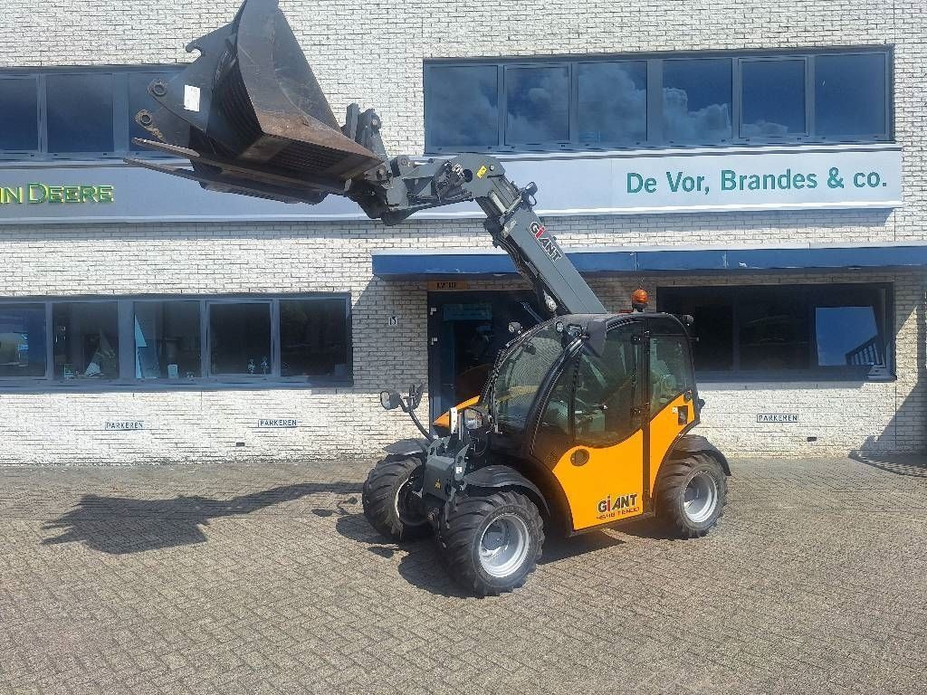 Giant verreiker 4548 tendo Teleskoplader 42.500 €