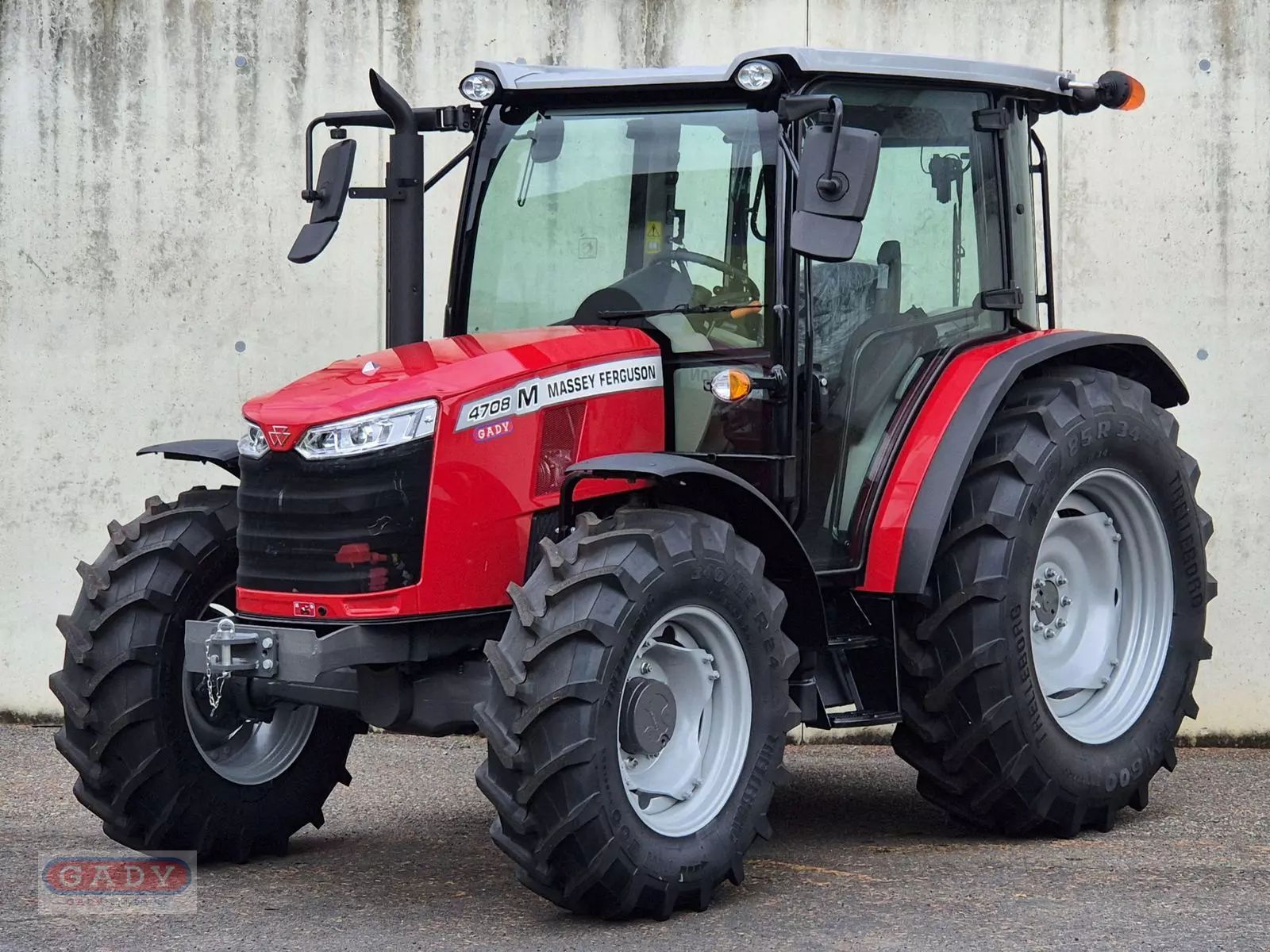 E-FARM: Massey Ferguson 4708M - Tractor - id WUMFB6Q - 40.000 € - Año: 2025 - Horas: 2,Potencia del motor: 82,Austria
