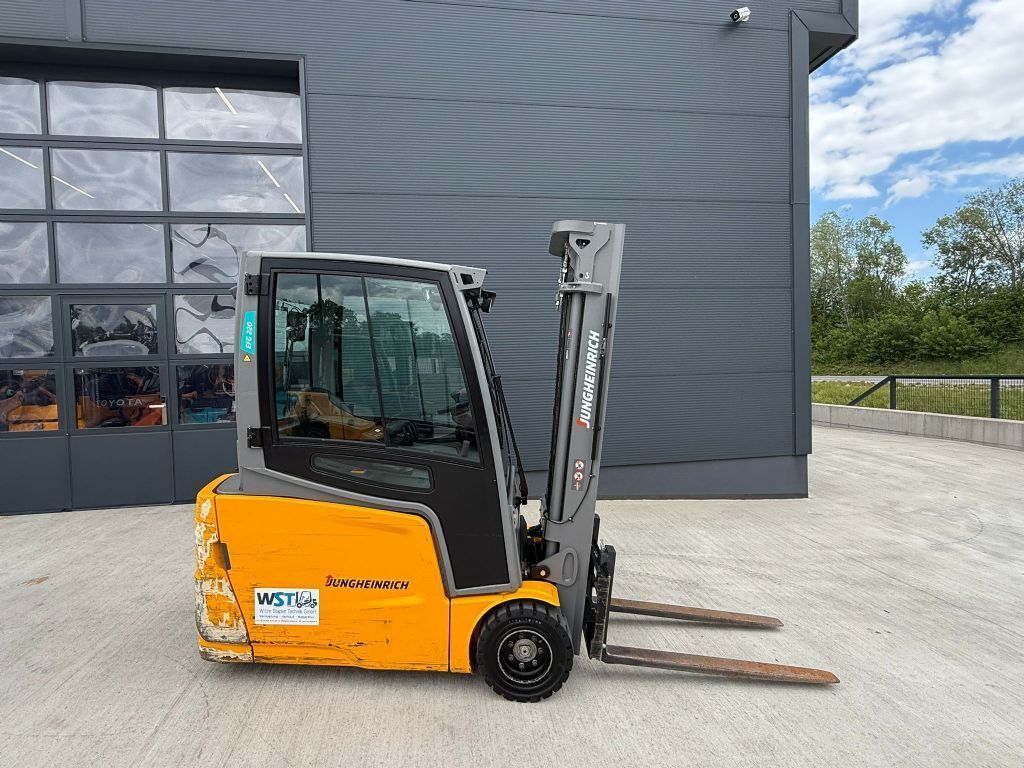 JUNGHEINRICH efg 220 Вилочный погрузчик 16 500 €