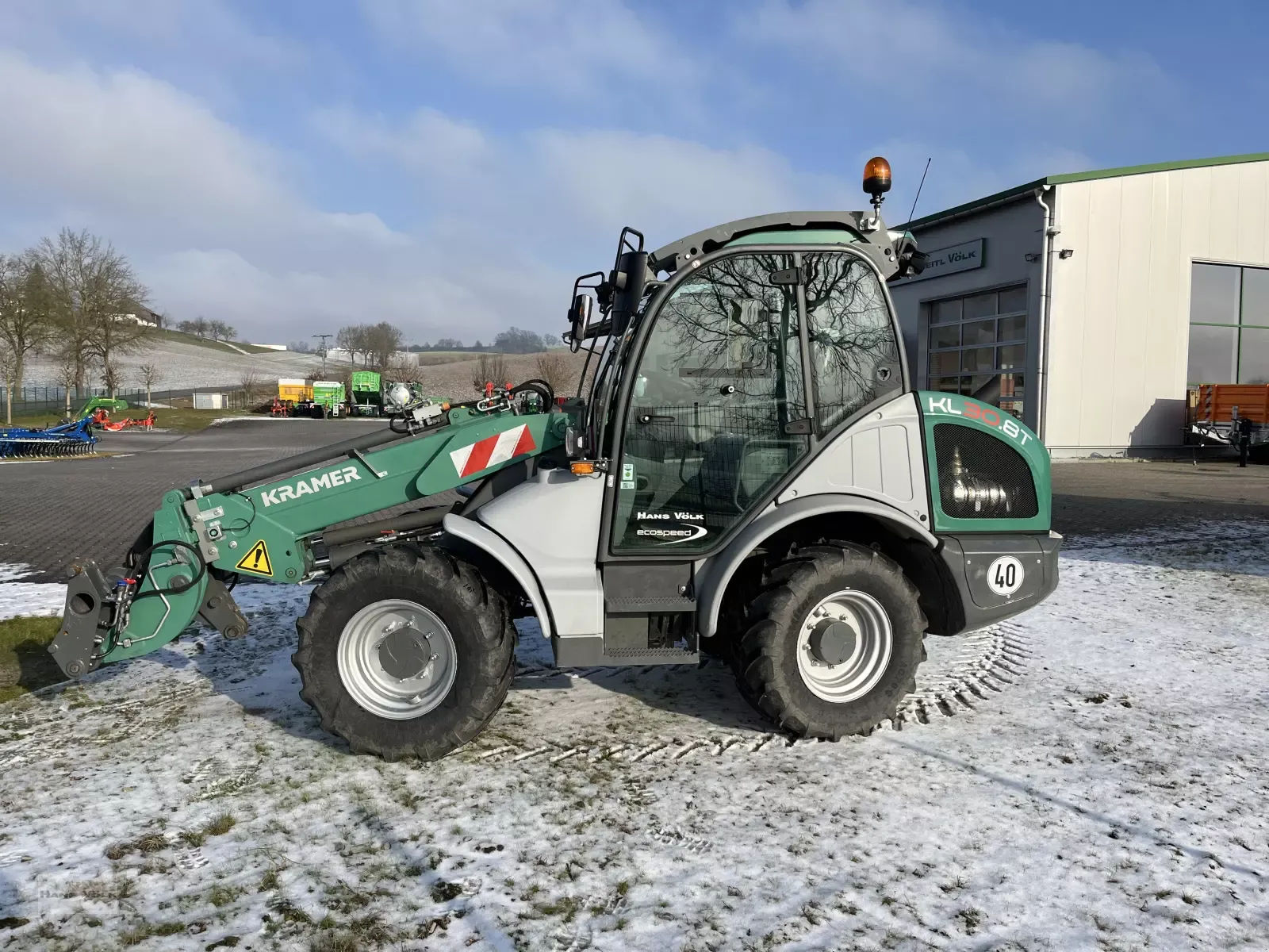 E-FARM: KRAMER KL30.8T - Chargeur télescopique  - id GGIWSPU - 82 500 € - Année: 2023 - Lecture du nombre d'heure: 176,Puissance du moteur (chevaux): 75,Allemagne