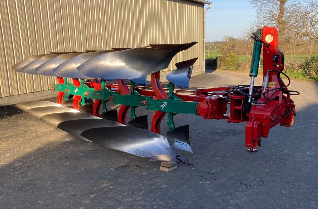 Kverneland EG 100/300 Plough €23,800