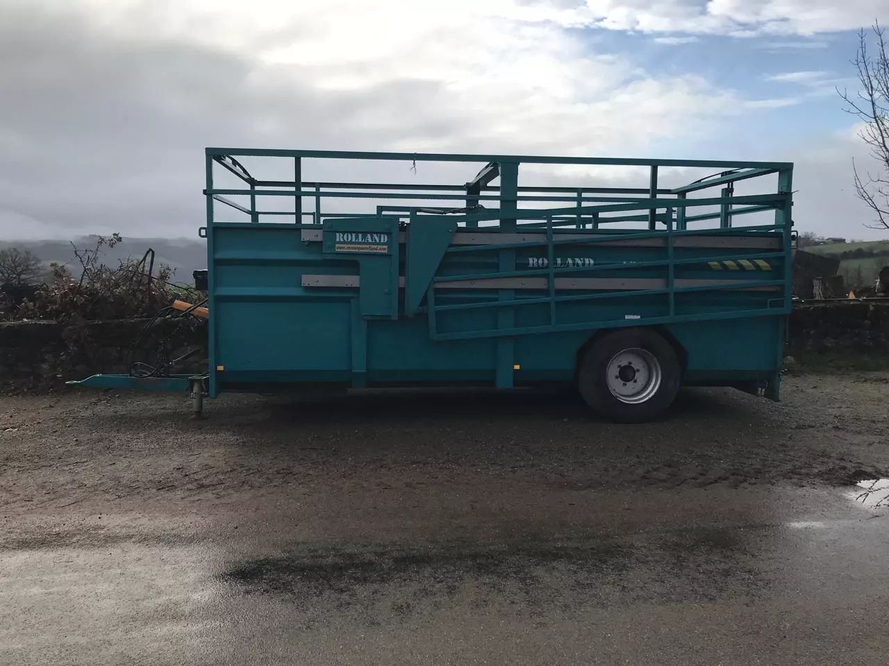 E-FARM: Rolland v 52 plain pied - Remorque - id TVXIHQE - 13 000 € - Année: 2015 - France