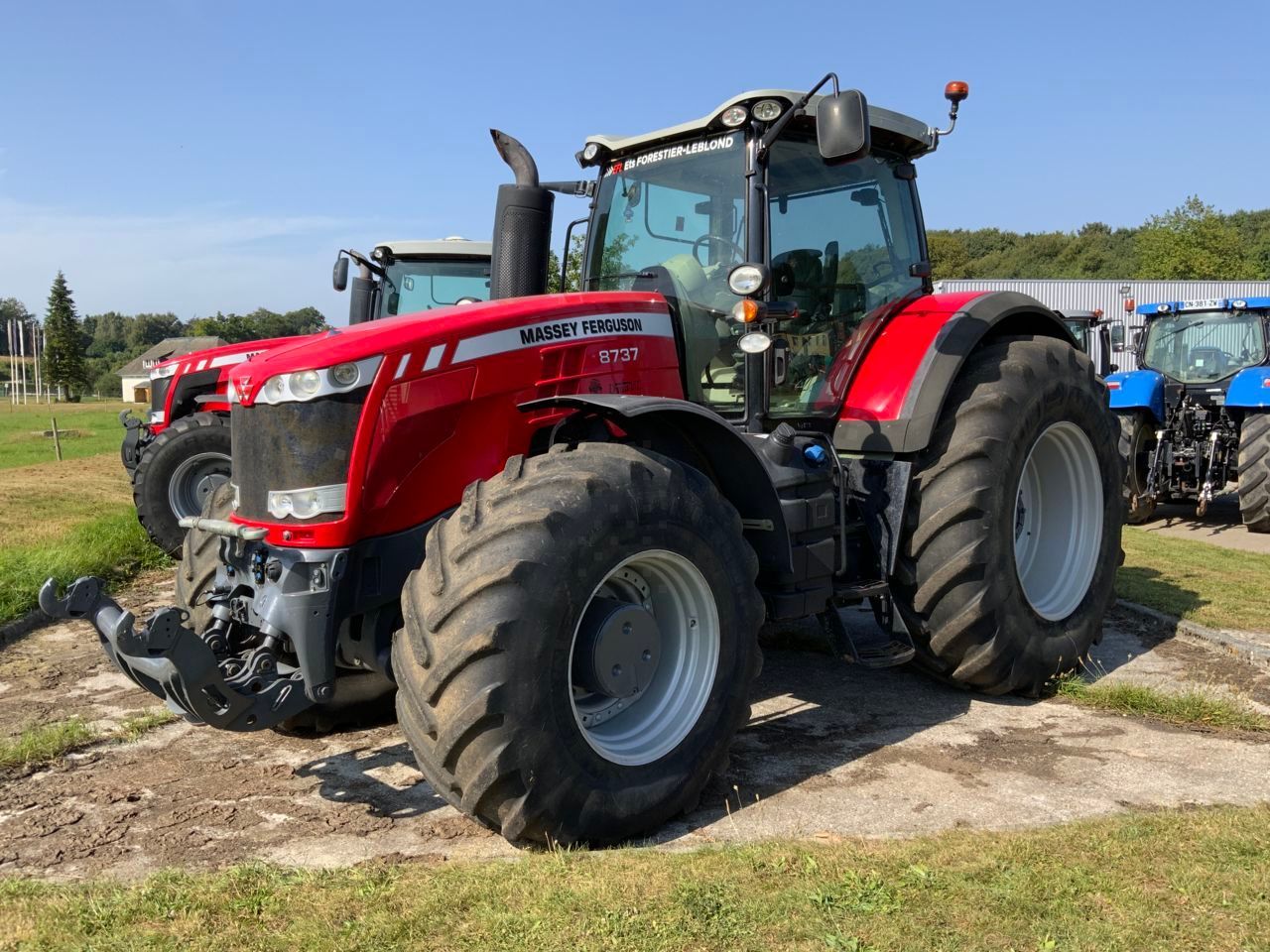 E-FARM: Massey Ferguson 8737 Dyna-VT - Tracteur - id E4P2ERL - 75 000 € - Année: 2015 - Lecture du nombre d'heure: 6 935,Puissance du moteur (chevaux): 370,France