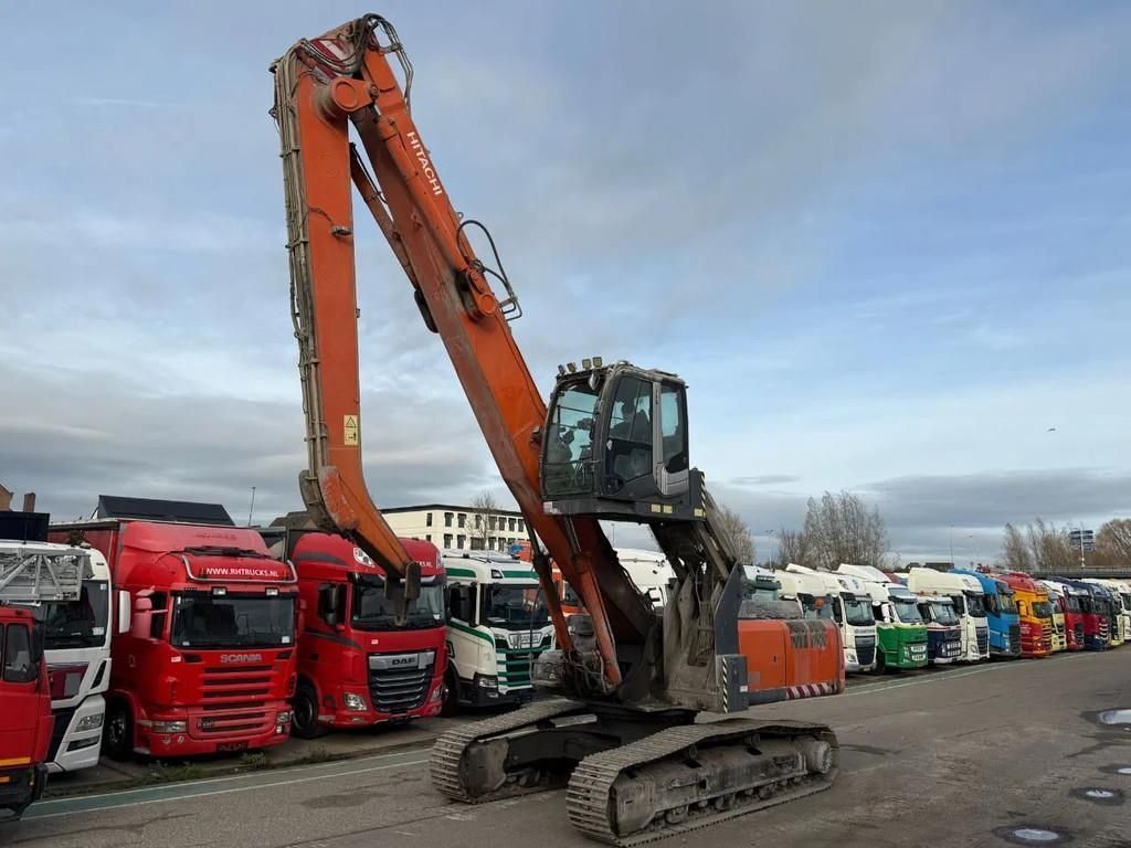 Hitachi zx350lc-3 hydraulic cab riser, airco, auxiliary hy Excavadora de orugas 46.950 €