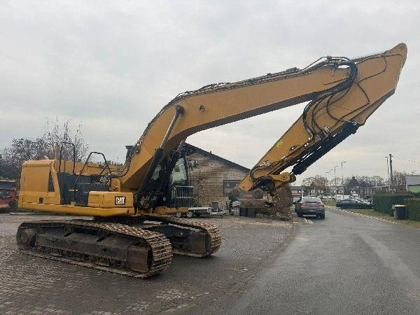 Caterpillar 330 next gen Excavadora de orugas 105.000 €