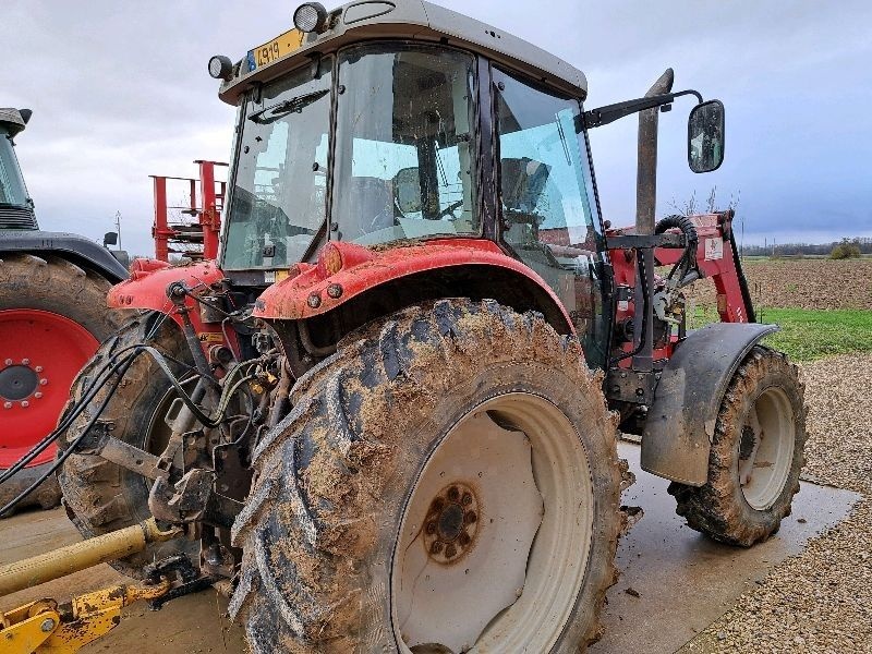 Massey Ferguson 5460 tractor 31.000 €