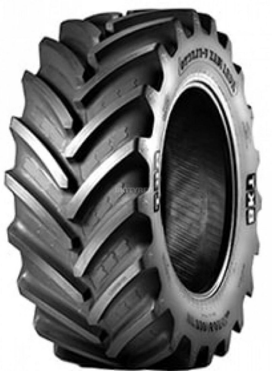 BKT bkt 600/60r30 und 710/60r42 Wheel and track €6,575