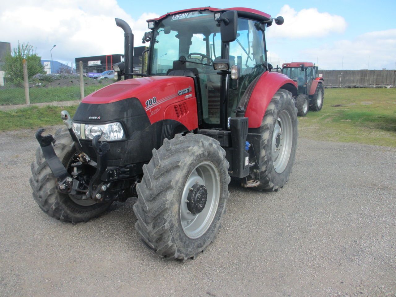 E-FARM: Case IH Luxxum 100 - Traktor - id XRFJQAF - 53 000 € - Rok produkcji: 2017 - Motogodziny: 3900,Moc silnika: 100,Francja