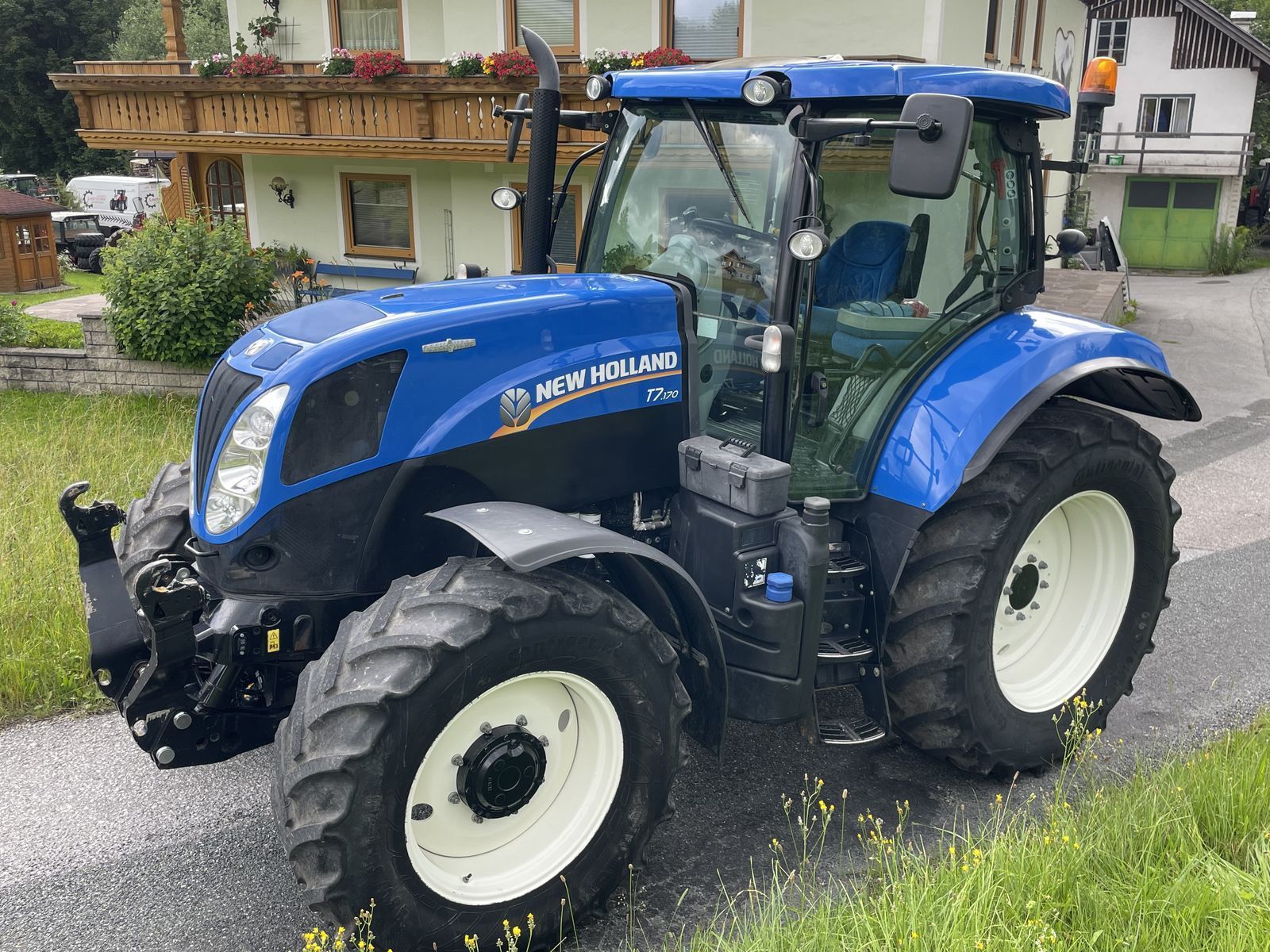 E-FARM: New Holland T7.170 - Tractor - id Q7TV6UT - €66,900 - Year of construction: 2013 - Engine hours: 3,189,Engine power (HP): 171,Austria