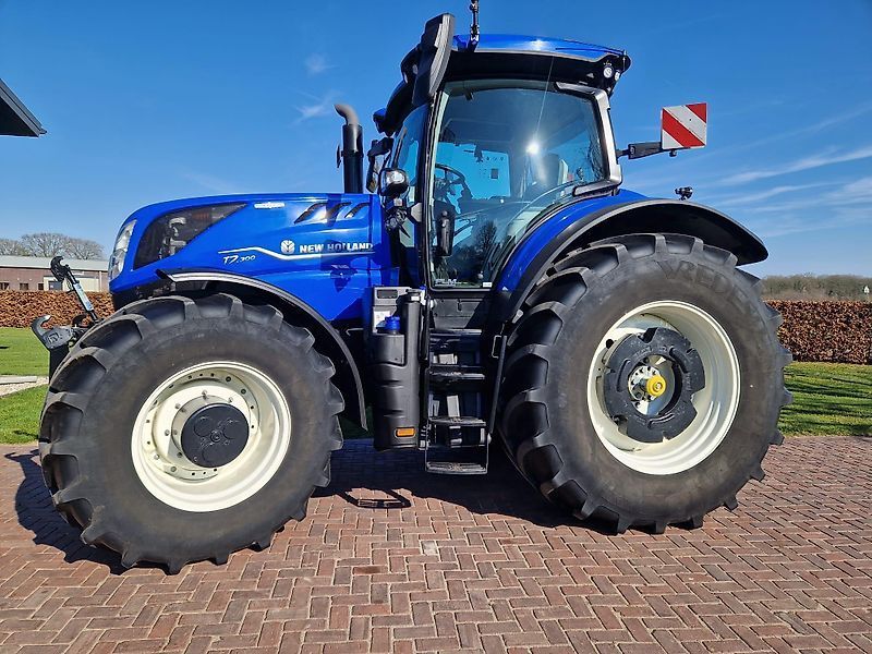 New Holland T7.270 AC Tractor 160.000 EUR