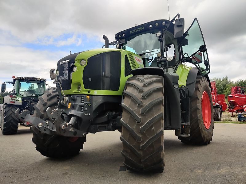 E-FARM: Claas Axion 930 CMATIC CEBIS - Tractor - id ZPVWLI1 - €190,000 - Year of construction: 2022 - Engine hours: 2,370,Engine power (HP): 355,Germany