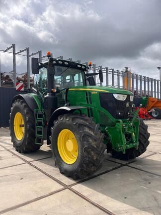 John Deere 6230 R Traktor 106 080 €