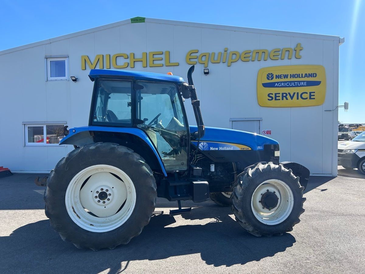 New Holland TM 120 Tractor €22,000