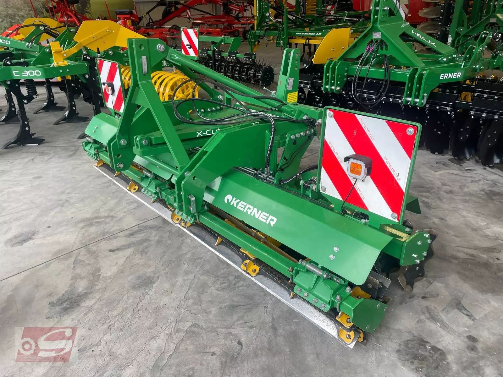 E-FARM: KERNER x-cut solo - Presses and roller - id V524WCT - €9,500 - Year of construction: 2024 - Austria