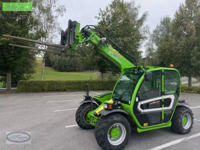 E-FARM: Merlo p 27.6 plus - Telehandler - id UNBK9LV - €54,158 - Year of construction: 2018 - Engine hours: 1,037,Engine power (HP): 75,Austria