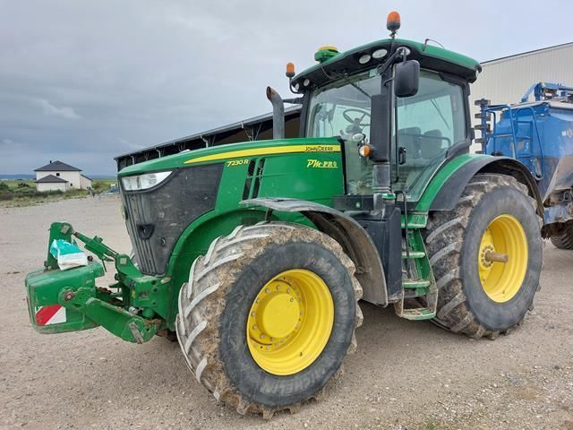 E-FARM: John Deere 7230 R - Tractor - id UBTLXKJ - 75.000 € - Año: 2015 - Horas: 5300,Potencia del motor: 230,Francia