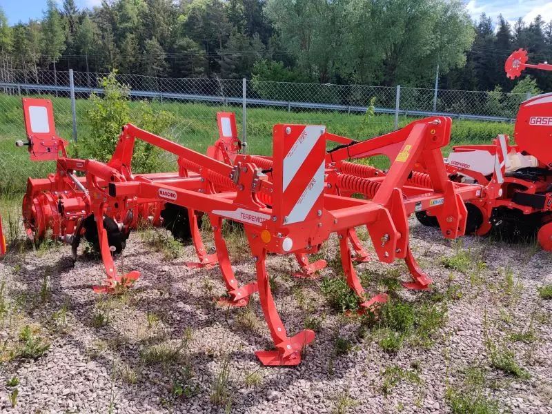 E-FARM: Maschio terremoto 3 300 - Kultywator - id 4IFWCYH - 14 000 € - Rok produkcji: 2023 - Niemcy