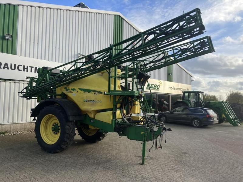 John Deere 840 sprayers 12 000 €