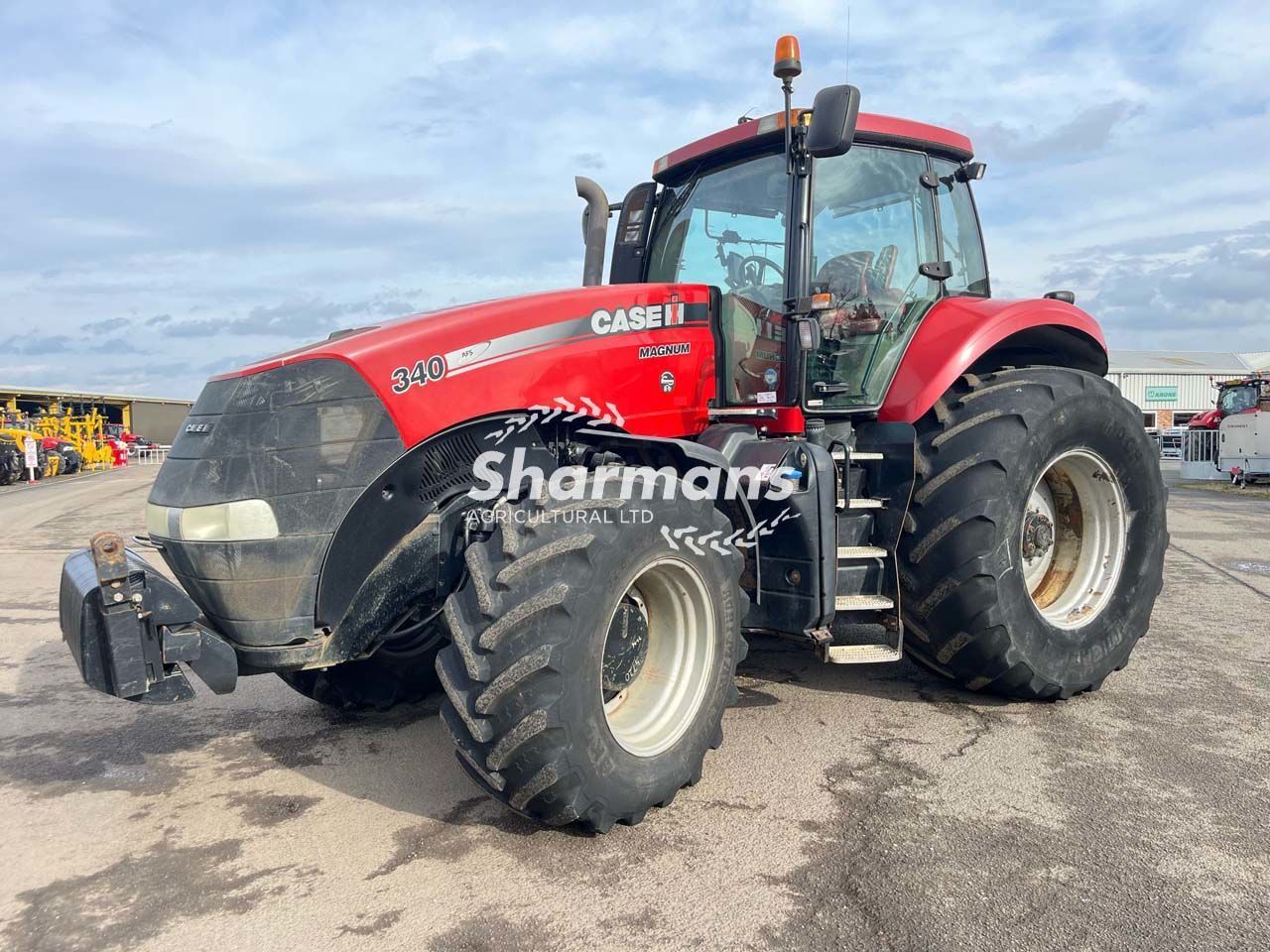 E-FARM: Case IH Magnum 340 - Tractor - id MSA9MVN - 68.778 € - Año: 2011 - Horas: 5126,Potencia del motor: 340,Reino Unido