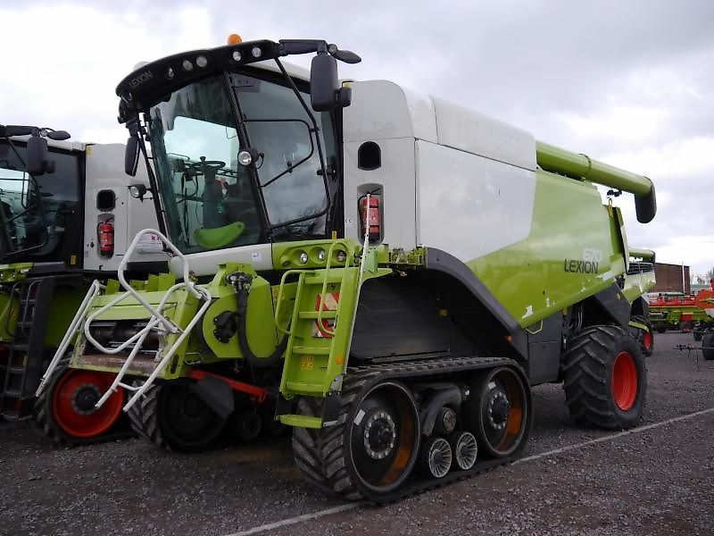 E-FARM: Claas Lexion 670 - Mähdrescher - id MXX8FAB - Baujahr: 2014 - Abgelesene Motorstunden: 3.350,Motorleistung (PS): 449,Deutschland