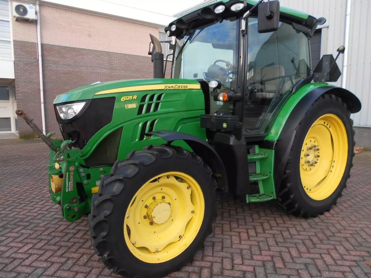 John Deere 6125 R Traktor 45 500 €