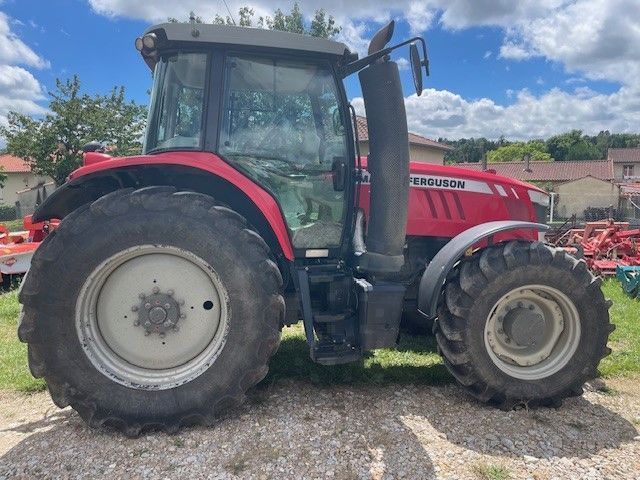 E-FARM: Massey Ferguson 7718 Efficient - Tractor - id GLTKB4C - 74.000 € - Año: 2016 - Horas: 4100,Potencia del motor: 180,Francia