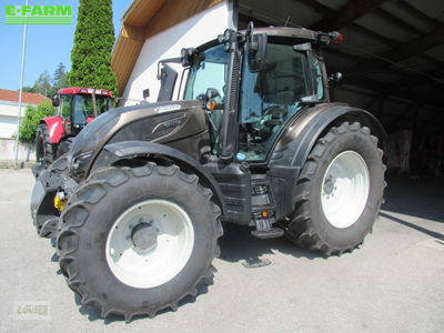 E-FARM: Valtra A134 - Tractor - id ZAPUSKA - €92,000 - Year of construction: 2021 - Engine hours: 220,Engine power (HP): 135,Austria