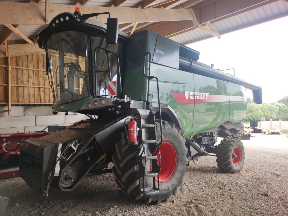 E-FARM: Fendt 9490 X - Moissoneuse-batteuse - id JXAVGQG - 78 000 € - Année: 2016 - Lecture du nombre d'heure: 1 400,France