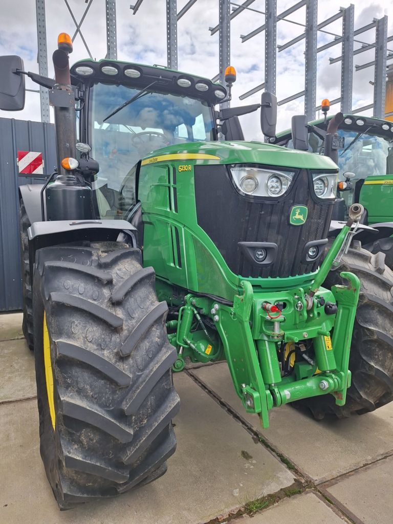John Deere 6230 R Traktor 206 080 €