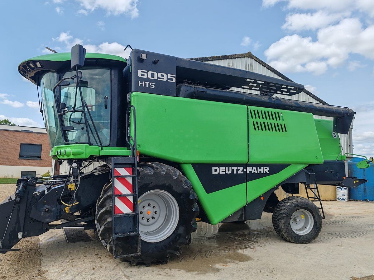 E-FARM: Deutz-Fahr 6095 A HTS - Mähdrescher - id RUZPUXR - 78.000 € - Baujahr: 2011 - Abgelesene Motorstunden: 2.065,Frankreich