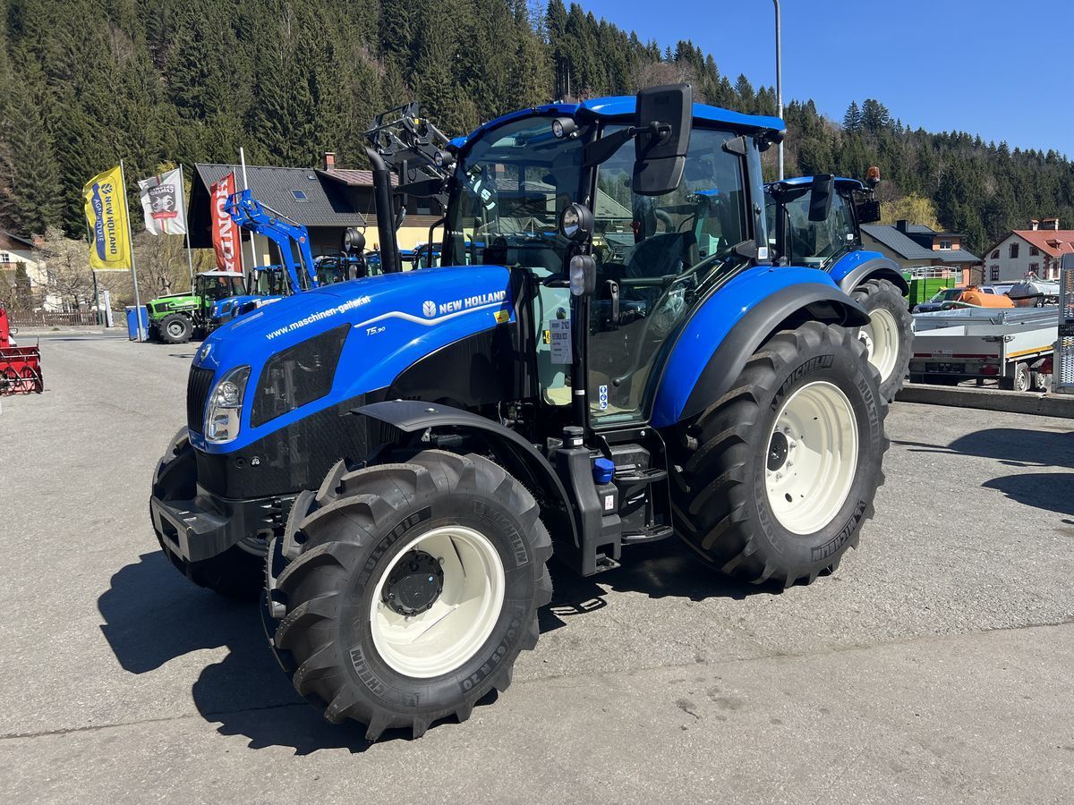 E-FARM: New Holland T5.90 - Trattore - id DLRIURM - 53.250 € - Anno di costruzione: 2023 - Ore: 180,Potenza del motore: 90,Austria