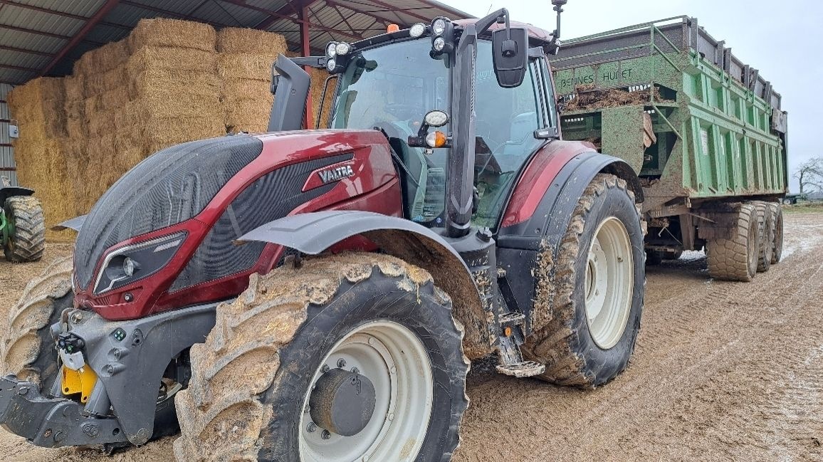 Valtra T 214 Direct tractor €103,500