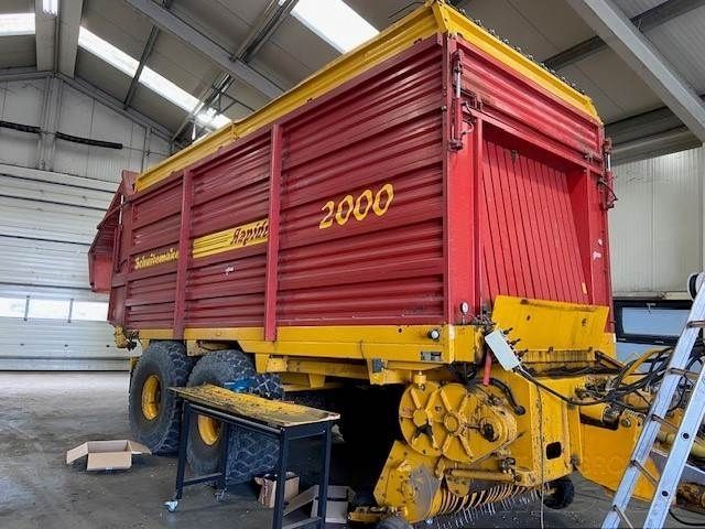 E-FARM: Schuitemaker rapide 2000 opraapwagen - Anhänger - id ZLG5R3M - 26.000 € - Baujahr: 2002 - Niederlande
