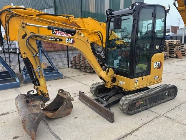 Caterpillar 302 cr Mini-pelle 22 500 €