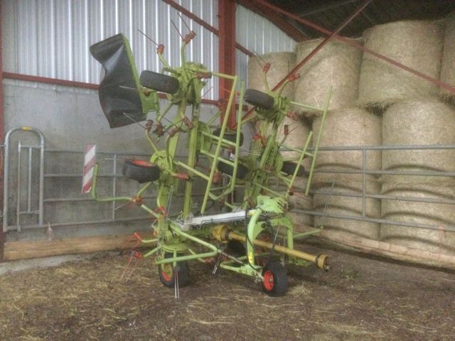 Claas Volto 870 Rendterítő 7000 EUR