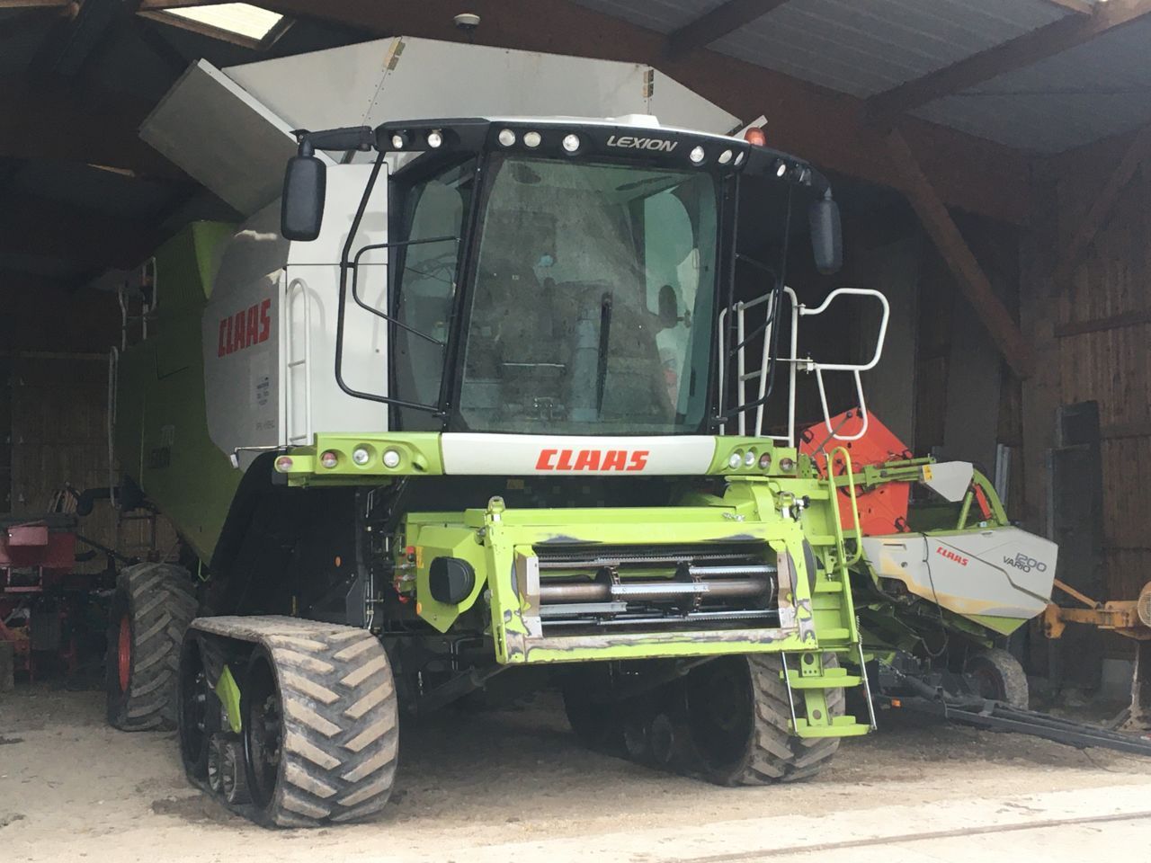 Claas Lexion 770 Terra Trac Combine harvester €155,000