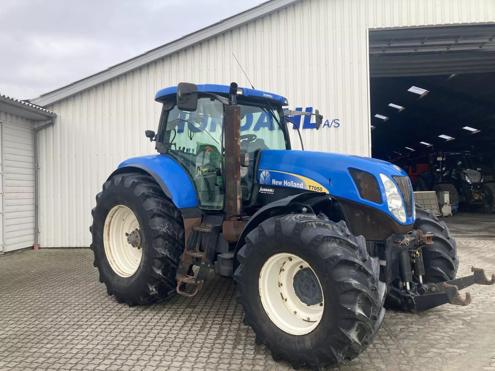 New Holland T 7050 Tractor 32.798 €