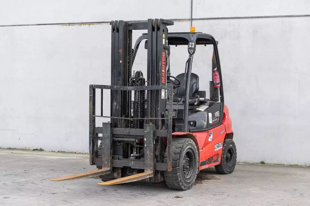 Manitou MI 30 D Вилочный погрузчик 24 500 €