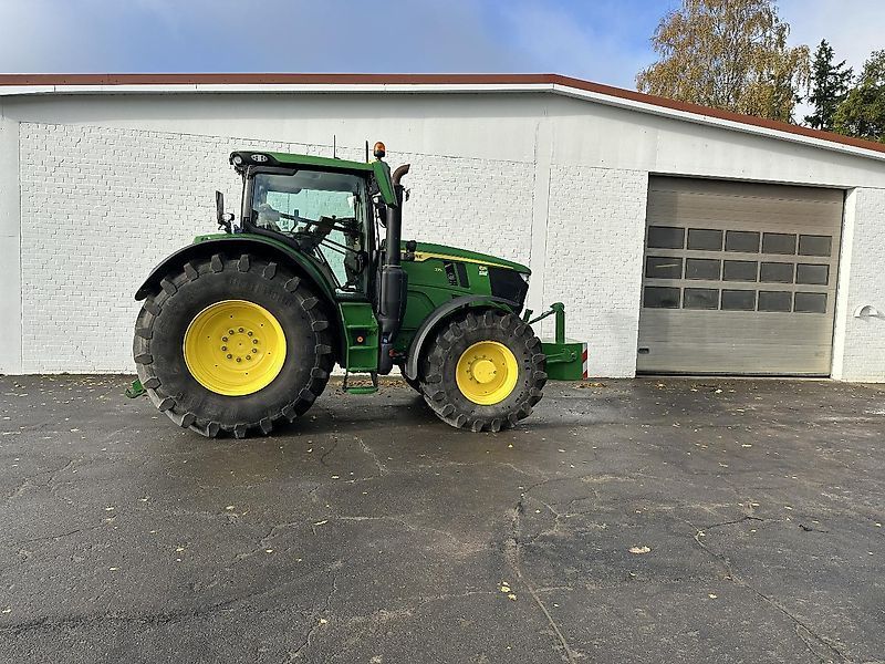 John Deere 6R 215 Traktor 150.000 €