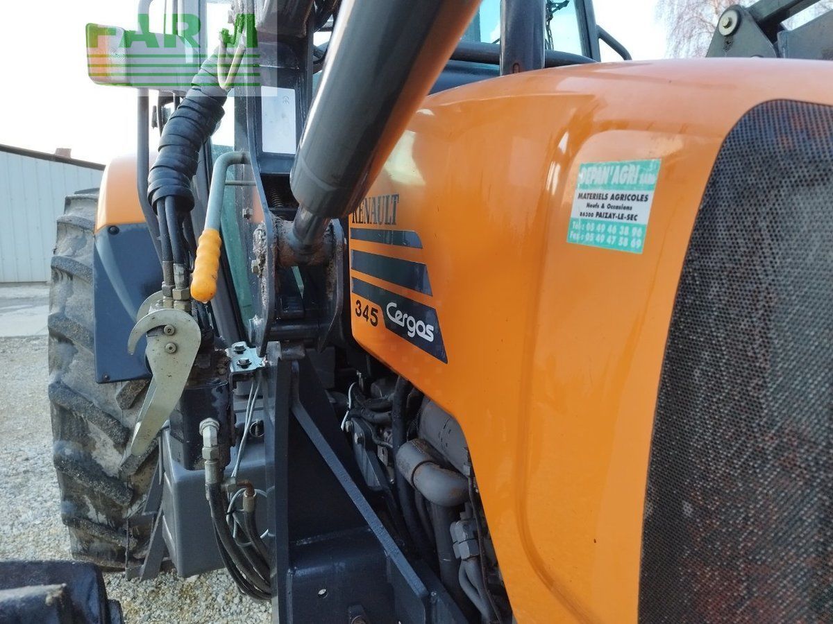 Renault cergos Tractor €20,000