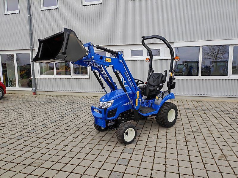 New Holland Boomer 25 Compact Tractor €15,882
