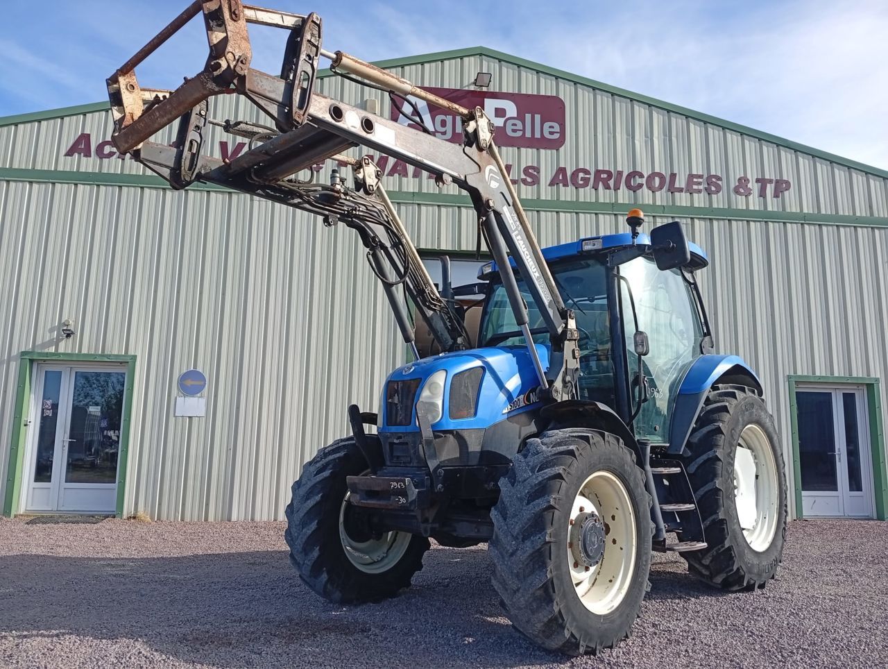 New Holland TS 100 A Trattore 27.500 €