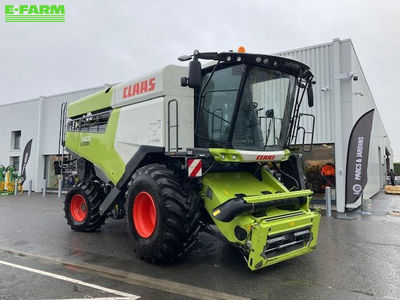 E-FARM: Claas Lexion 5400 - Combine harvester - id G7EID6F - €245,000 - Year of construction: 2022 - Engine hours: 335,Engine power (HP): 354,France